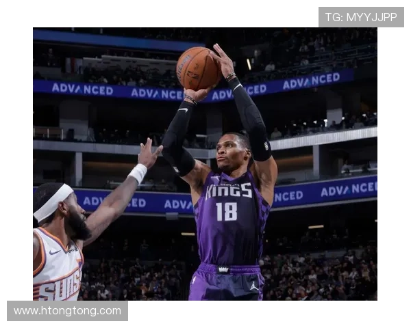 布克复出17+6 太阳四杀国王 威少16+7格林失误7次